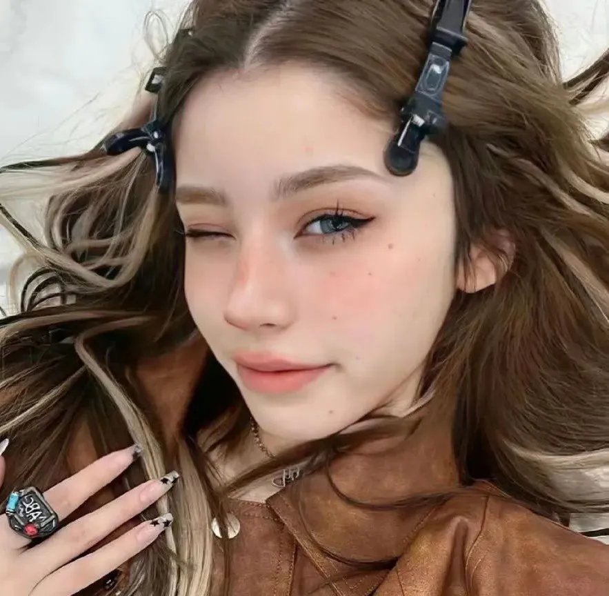 苏醒的亚当