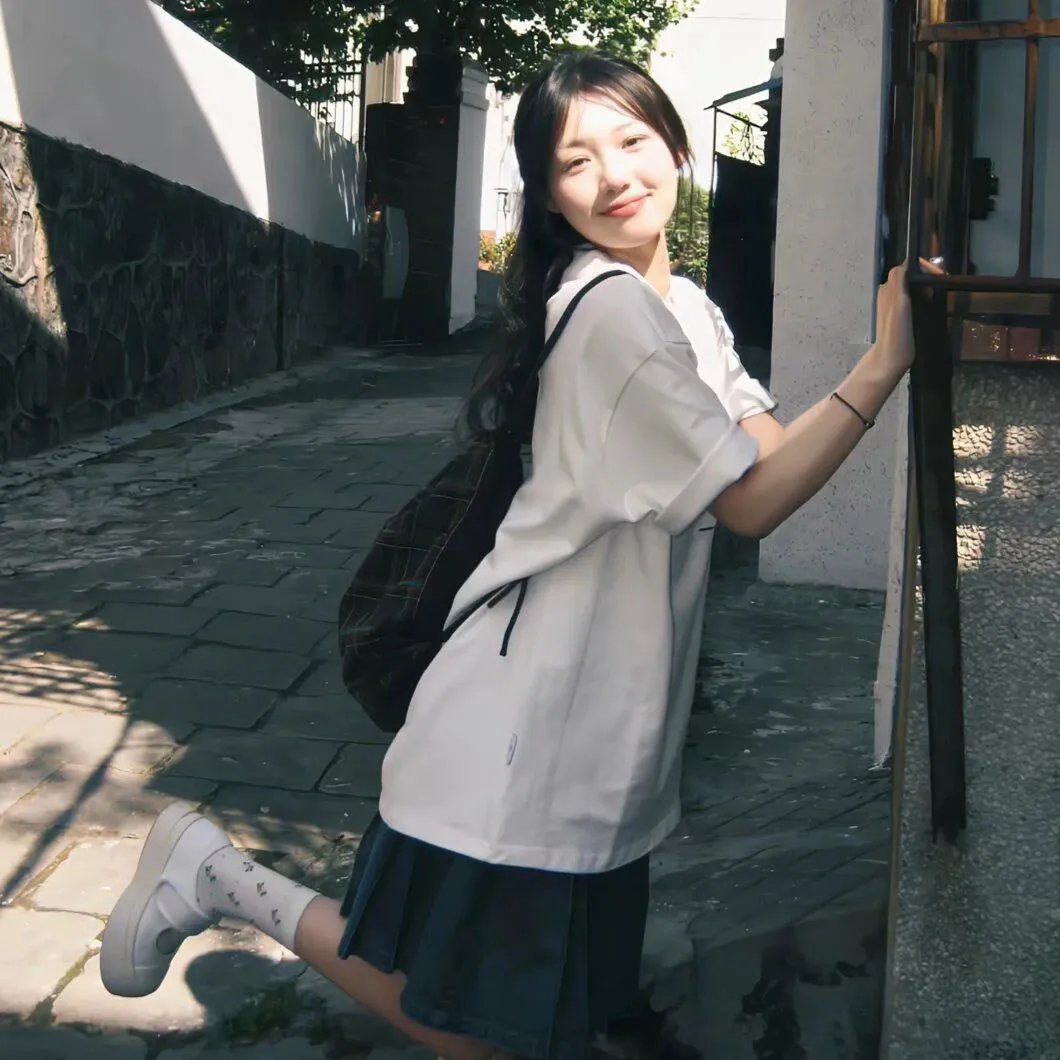 黑玫瑰公寓
